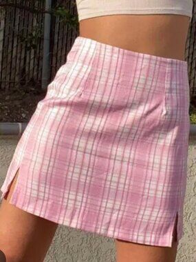 Brandy Melville Cara pink and white plaid mini skirt